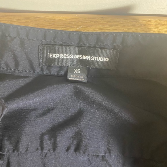 Vintage Express Goth Ruffle Top - Picture 4 of 5